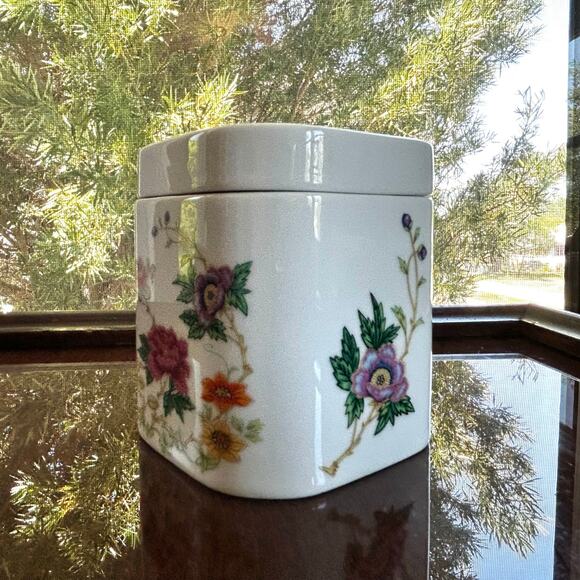 Vintage Takahashi Porcelain Square Trinket Box – San Francisco Design - Picture 7 of 14